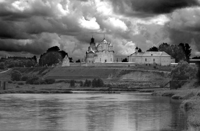 �\�. ���������� �.�.